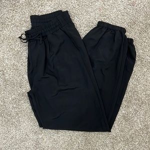 SAKS FIFTH AVENUE black pants  size small